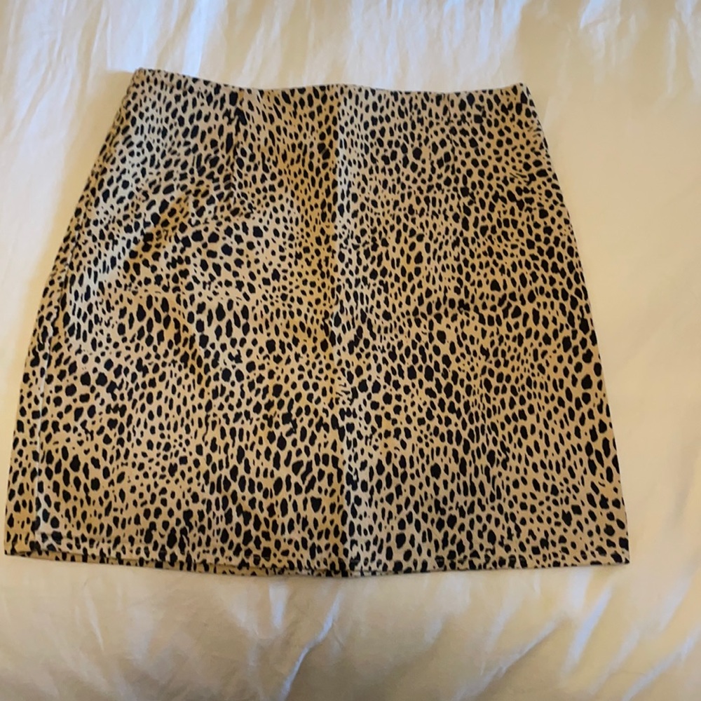 Bandy Melville skirt